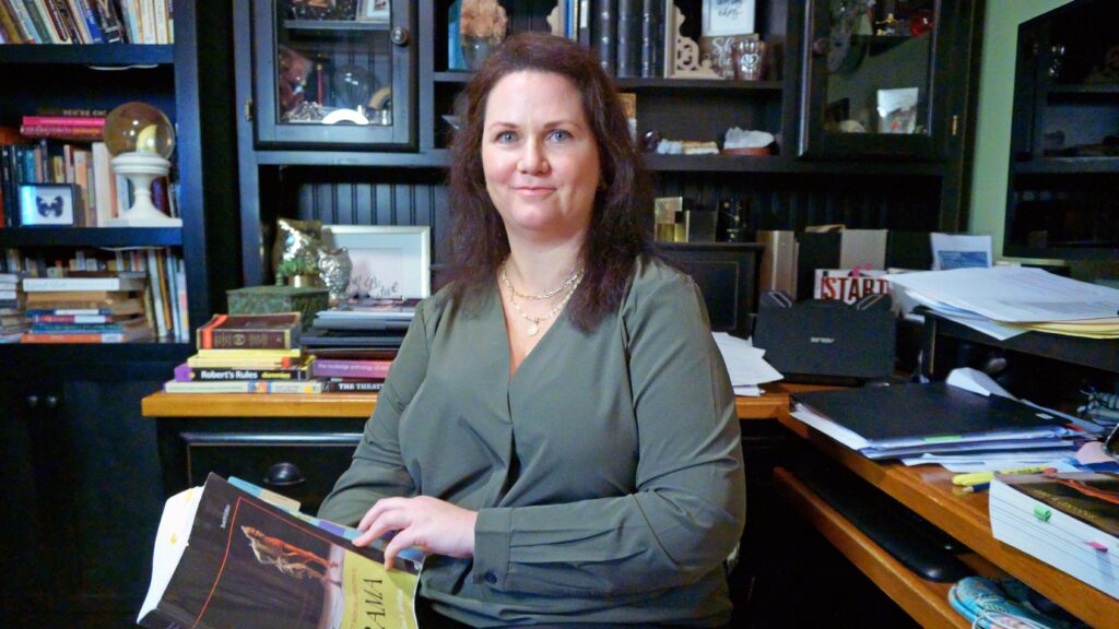 Community college faculty should all be allowed to work full time