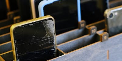 New Report Card Grades States on Laws Banning Phones in Schools