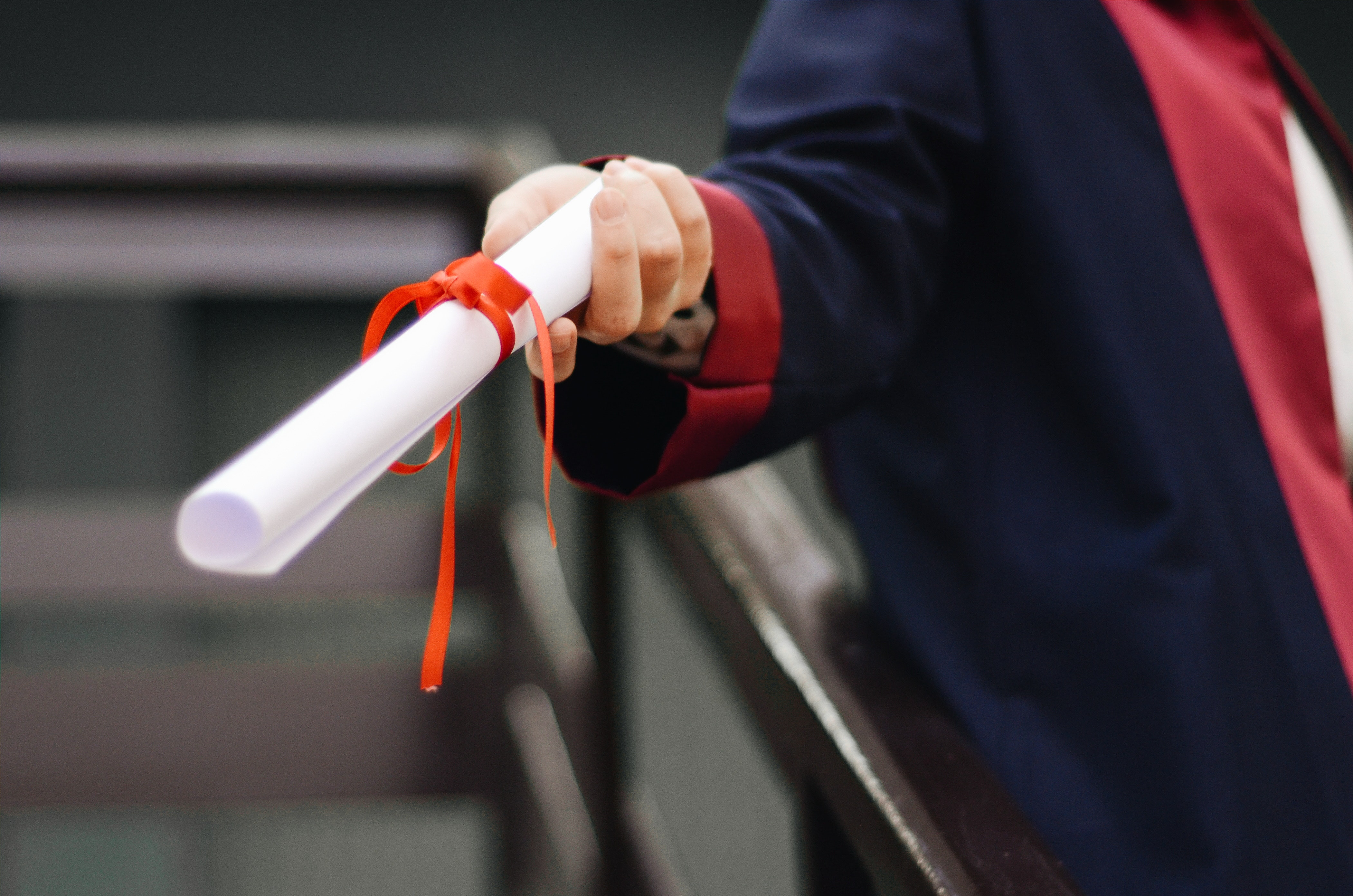 With new partnership, colleges can connect California students to free scholarship money