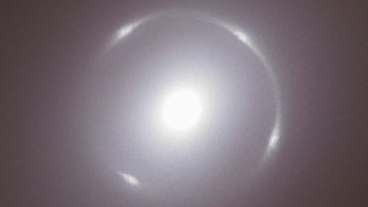 Scientists Need Your Help to Find Galaxies Bending Light in Space