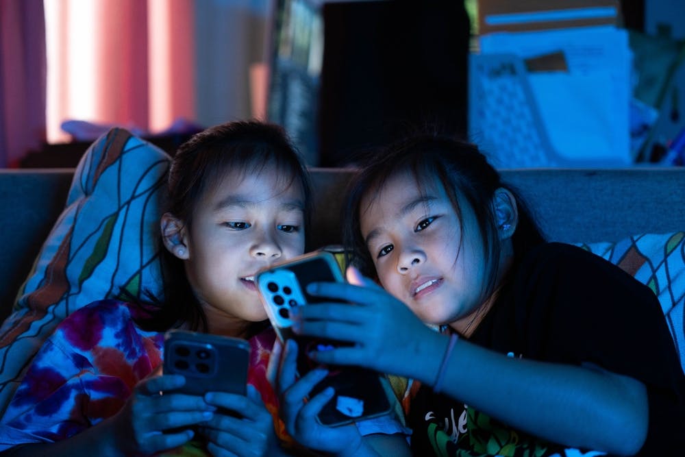 Surgeon General Advisory Wants Kids to Live ‘Beyond the Confines of Screens’