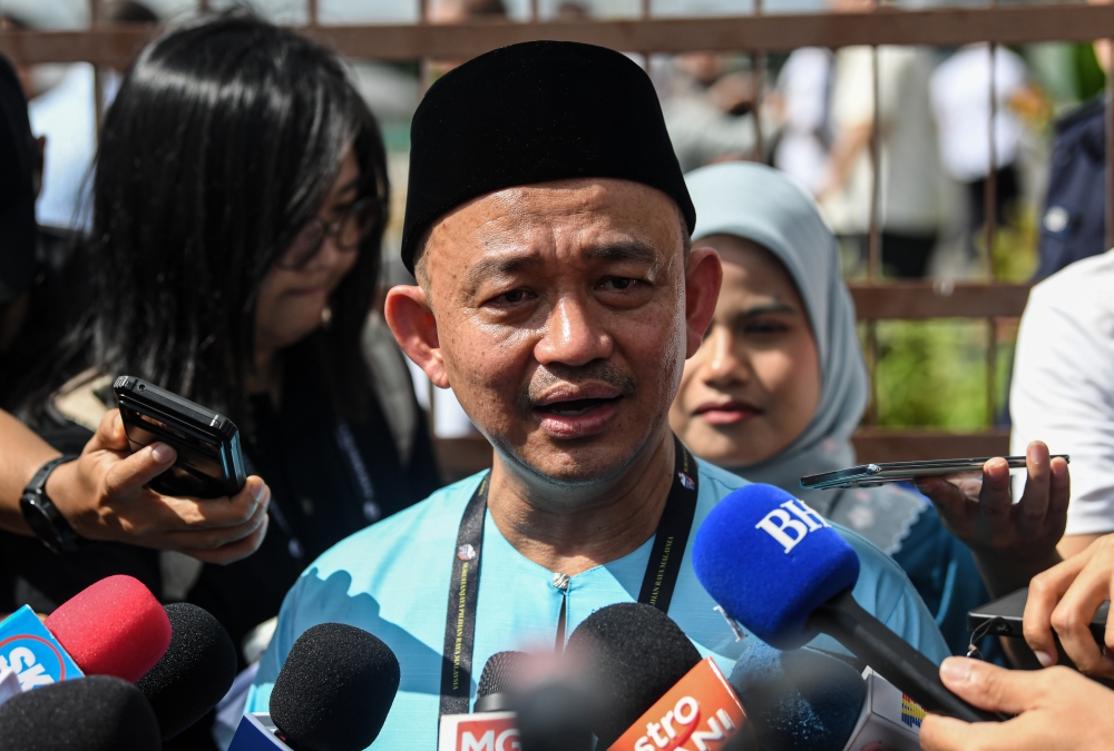 Johor polls: Maszlee pledges balanced development across all districts