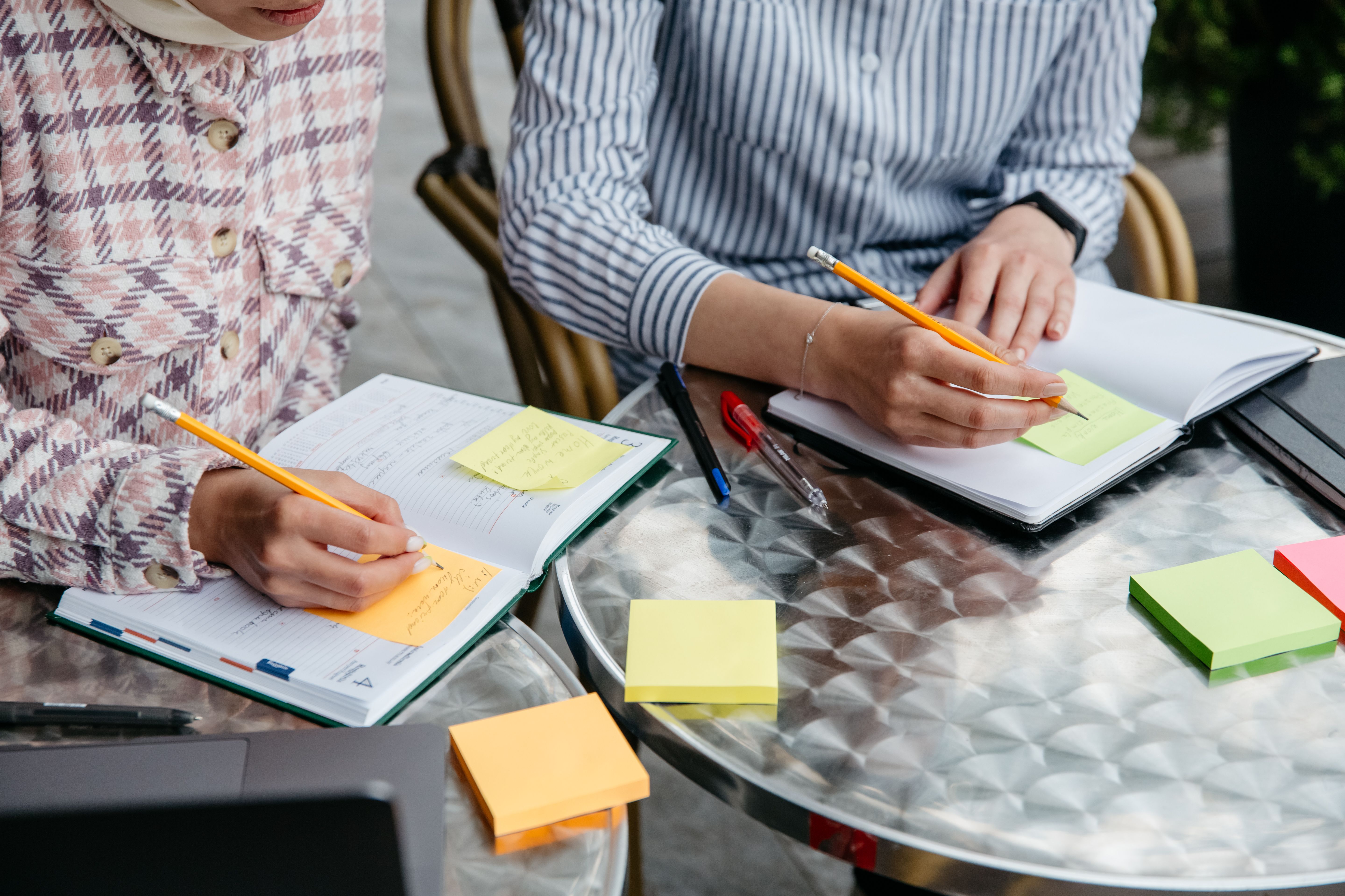 How to study effectively: Stop cramming and try these 8 proven methods instead